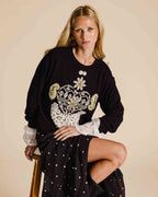 Blusa de moletom bordado preto