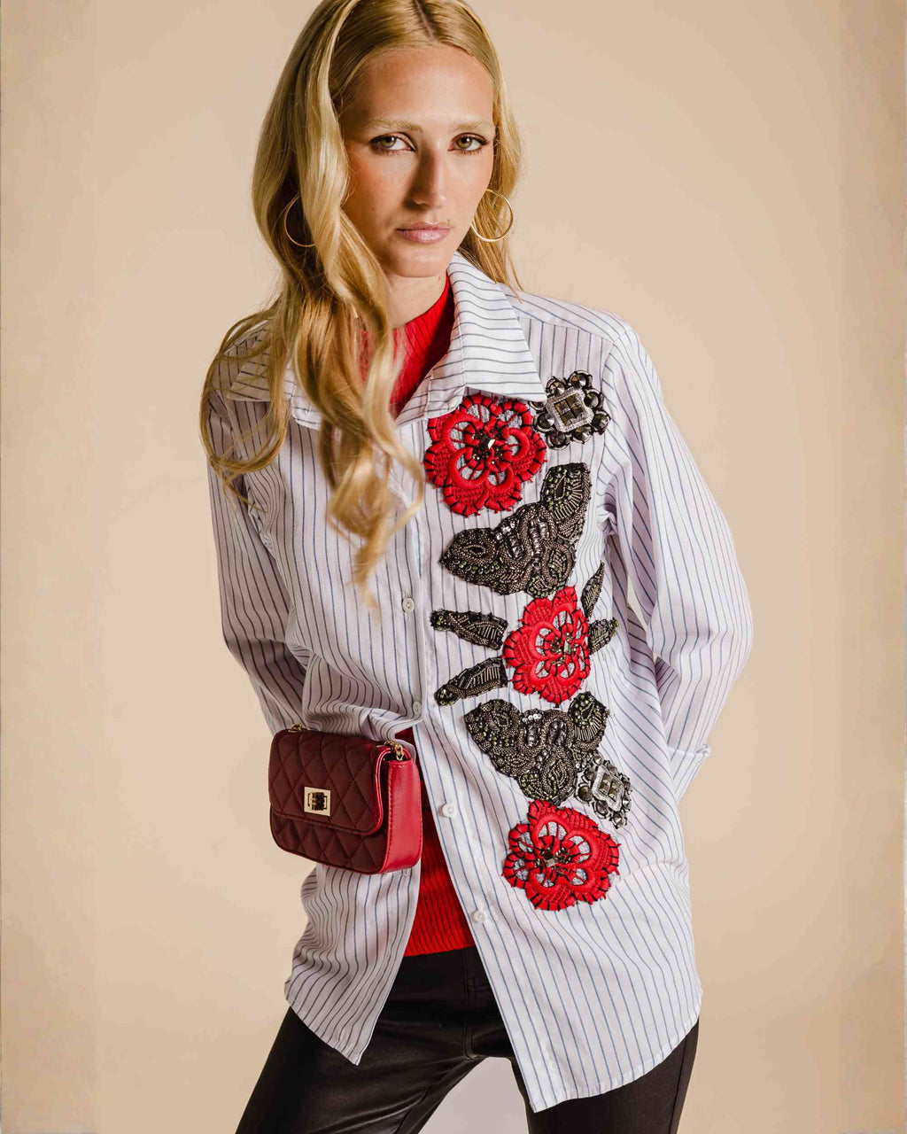 Camisa listras bordada floral